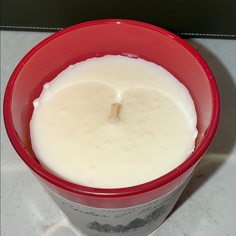 Red Leaf Home Natural Coconut Wax Blend Candle - Picture 2 of 3